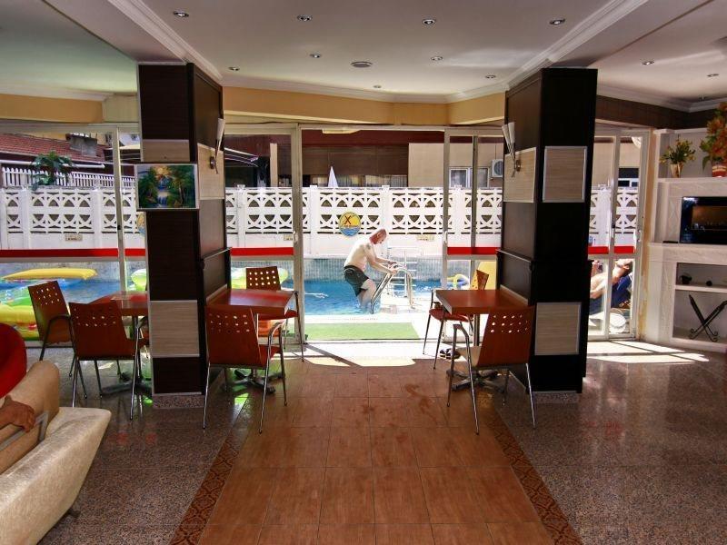 Kleopatra Develi Hotel アランヤ エクステリア 写真